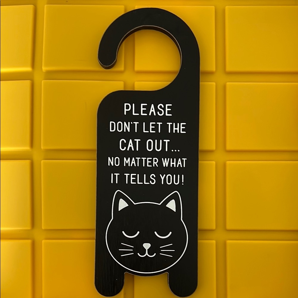 Black Cat Door Hanger Sign
